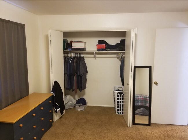 Building Photo - 263 E 200 N