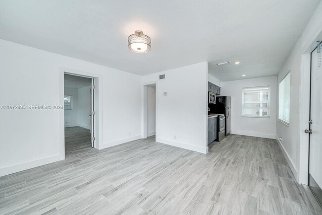 Building Photo - 1907 McKinley St