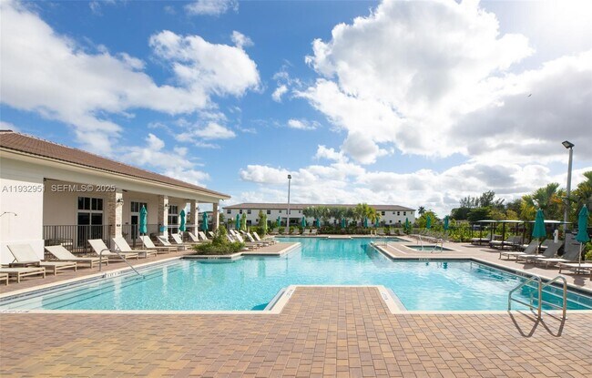 Building Photo - 12604 NW 23rd Pl