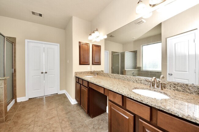 Building Photo - 20707 Reston Run Ln