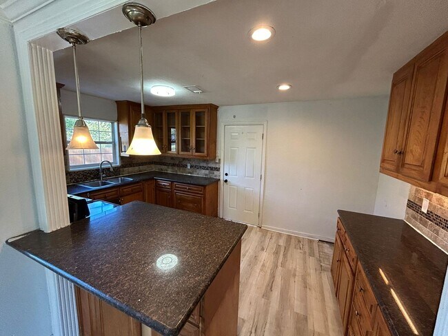 Building Photo - A hassle-free lifestyle
