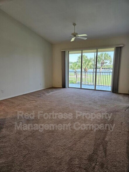 Building Photo - 14999 Rivers Edge Ct