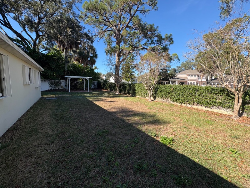 Building Photo - 2301 S San Jose Cir