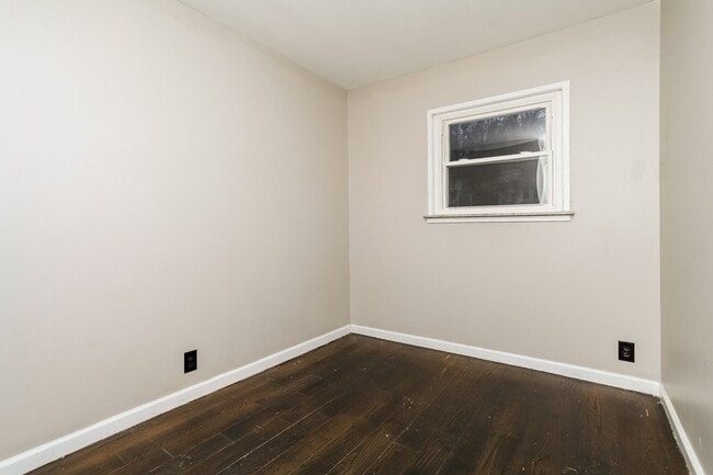 Building Photo - 1715 Monterey Ct