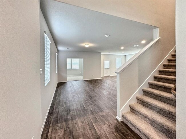 Building Photo - Comfortable Two-Story Living in San Marcos ~ Spacious Layout & Stylish Finishes