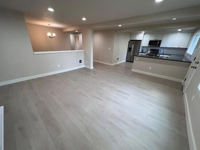 Building Photo - Sand Point Apartments