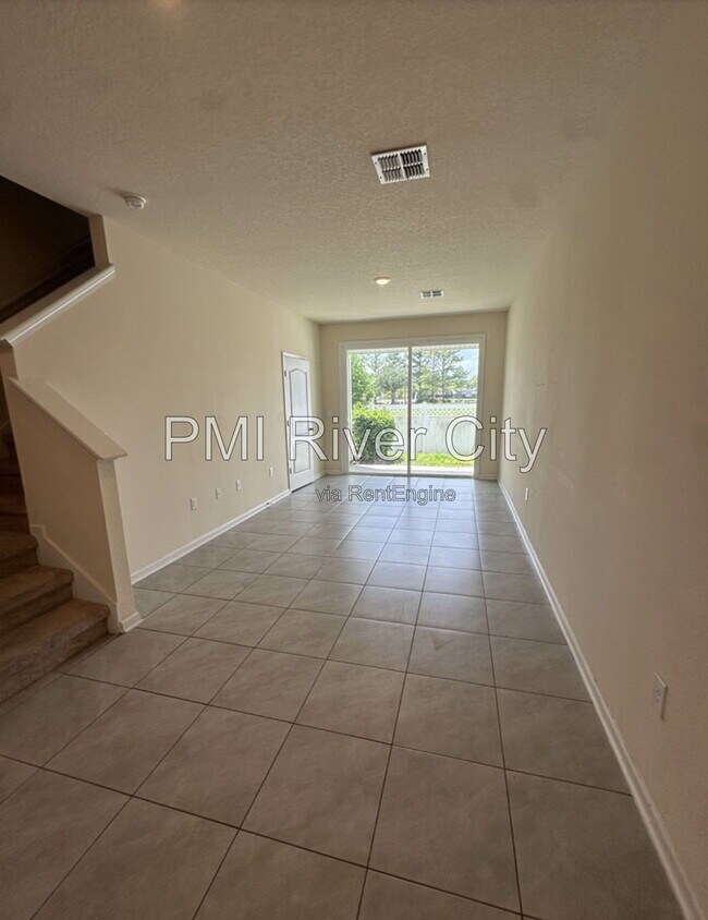 Building Photo - 523 Spanish Oaks Way