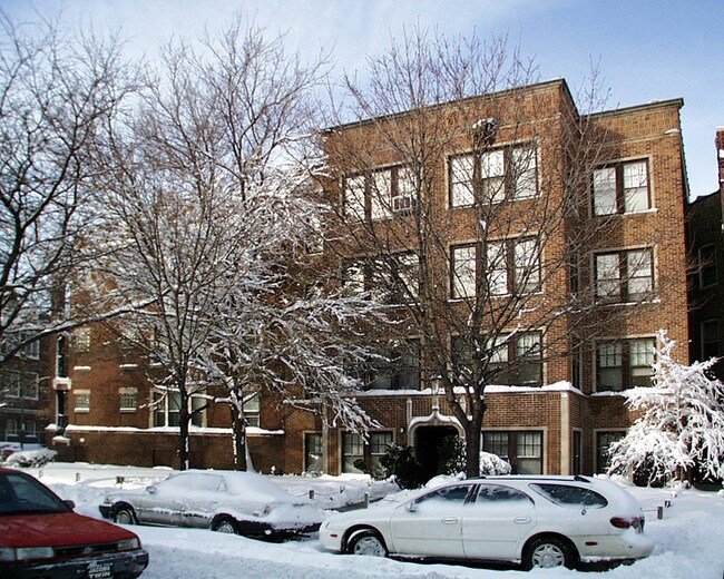 Building Photo - 1258-1260 W Loyola Ave