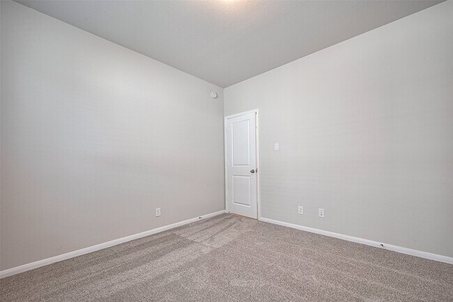 Building Photo - 2405 Seamist Cv Ln
