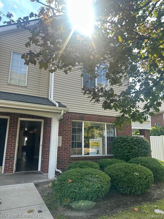 Building Photo - 3581 Reeves Dr