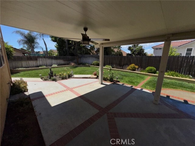 Building Photo - 39495 7 Oaks Dr