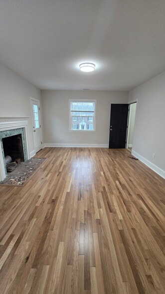 Building Photo - 4418 Cutshaw Ave