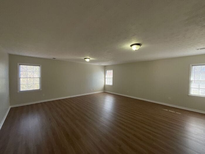 Building Photo - 5007 Fieldgreen Crossing