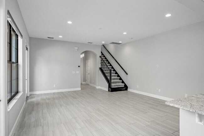Building Photo - Live in the gorgeous, desirable Arrivas Vi...