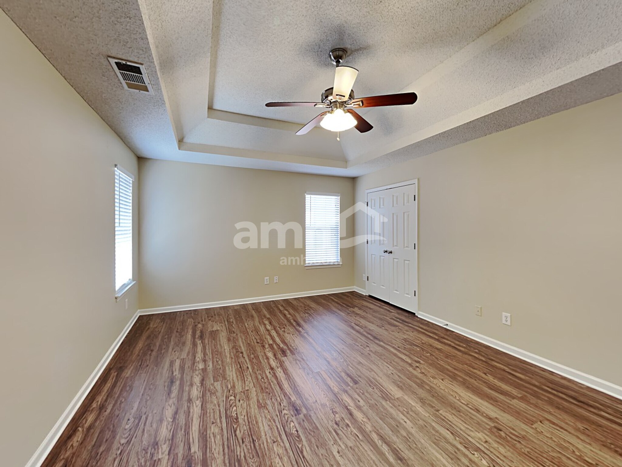 Building Photo - 4445 Tuckahoe Ct