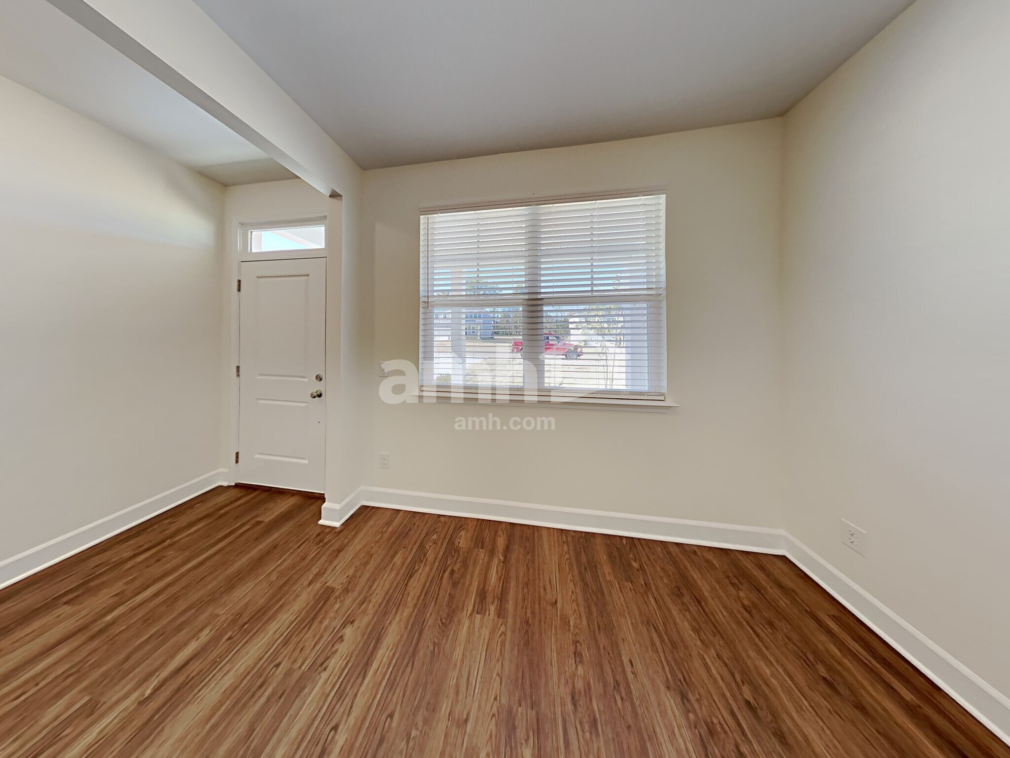 Building Photo - 2920 Throneberry Ln