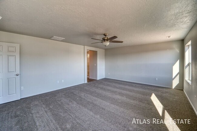 Building Photo - 12665 Lignite Dr