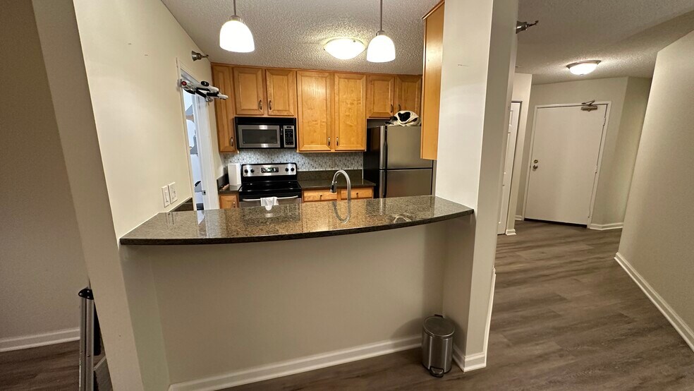 Building Photo - 6010 Chasewood Pky