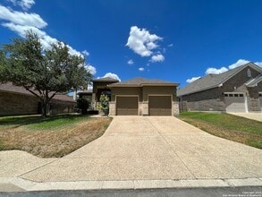 Building Photo - 1303 Bluff Forest