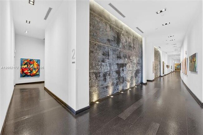Building Photo - 888 Biscayne Blvd