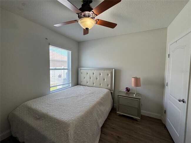 Building Photo - 5746 Marsh Landing Dr