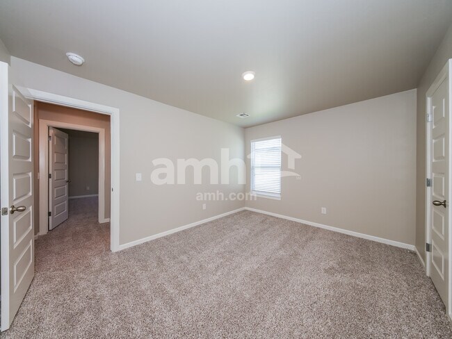 Building Photo - 12725 Torretta Wy