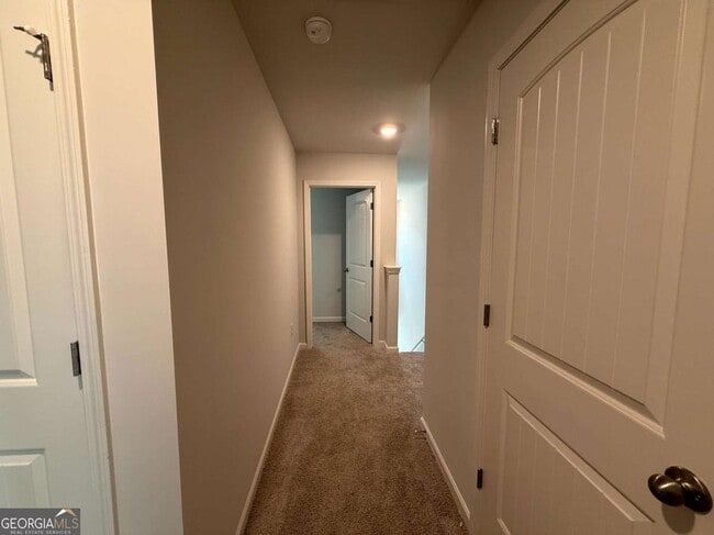 Building Photo - 1 Silverbell Ln NW