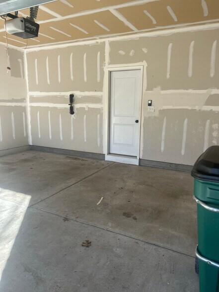 Building Photo - 9341 Alice McGinn Drive