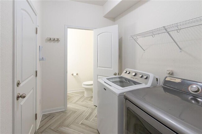 Building Photo - 1565 Arbor Knot Dr