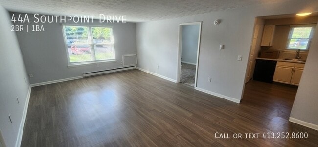 Building Photo - 44 Southpoint Dr