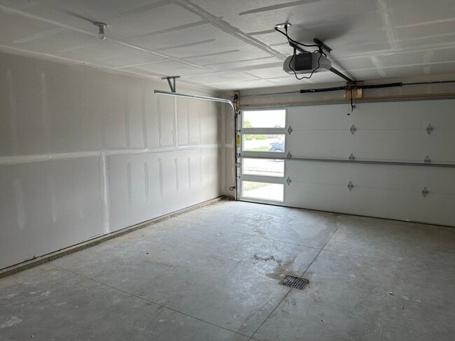 Building Photo - Welcome to Lincoln ND's newest development...