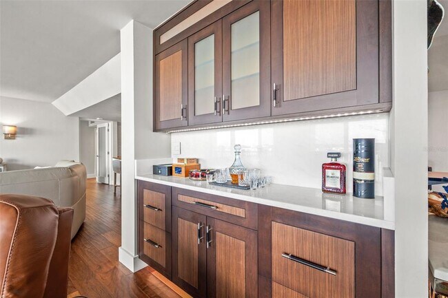 Building Photo - 500 Treasure Island Causeway