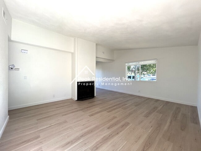 Building Photo - 6328 Bonham Cir