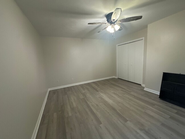 Building Photo - Salem 4 BR Home