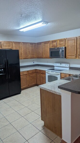 Building Photo - 9536 Armelle Way