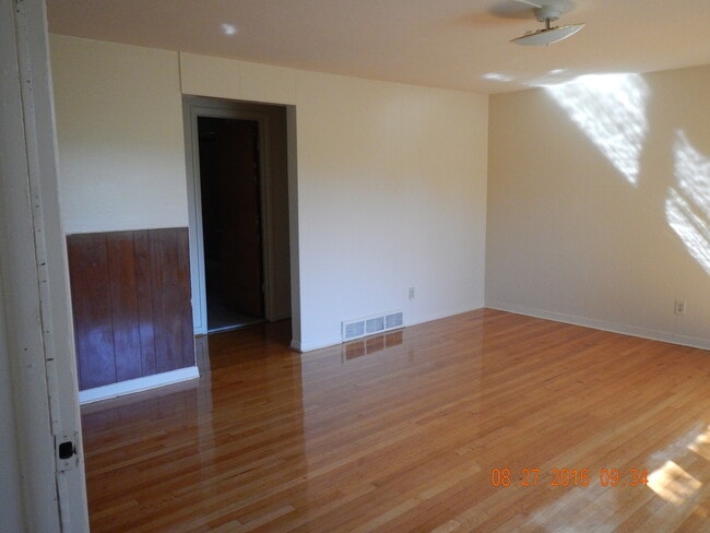 Building Photo - 1270 Westcott St
