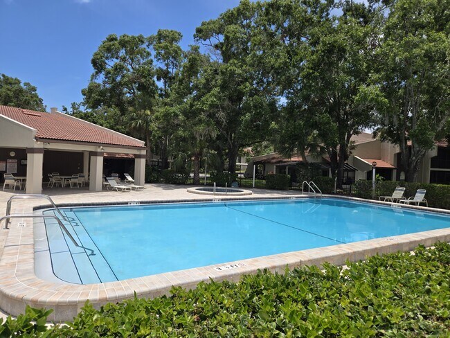 Building Photo - 3505 Tarpon Woods Blvd