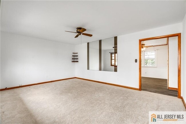 Building Photo - 1474 Huron Rd