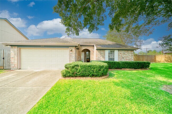 Primary Photo - 4439 Morris Dr