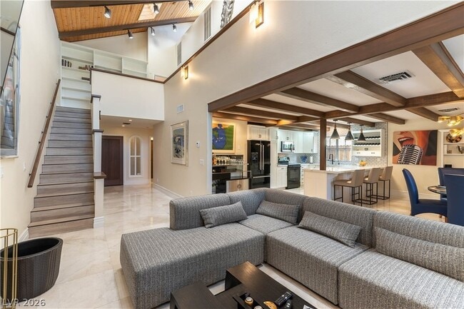 Building Photo - 2845 Queens Courtyard Dr