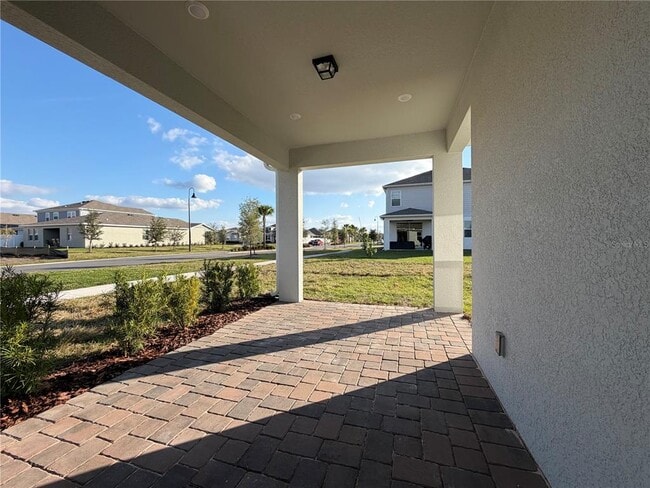 Building Photo - 5648 Flame Vine Wy