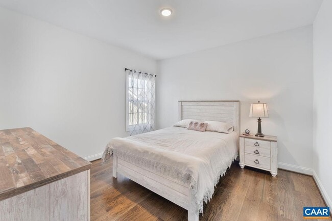 Building Photo - 1160 Colbert St