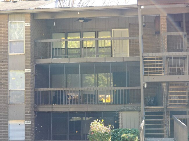 Primary Photo - Knoxville 37923 - 2 bedroom, 2 bath condo ...