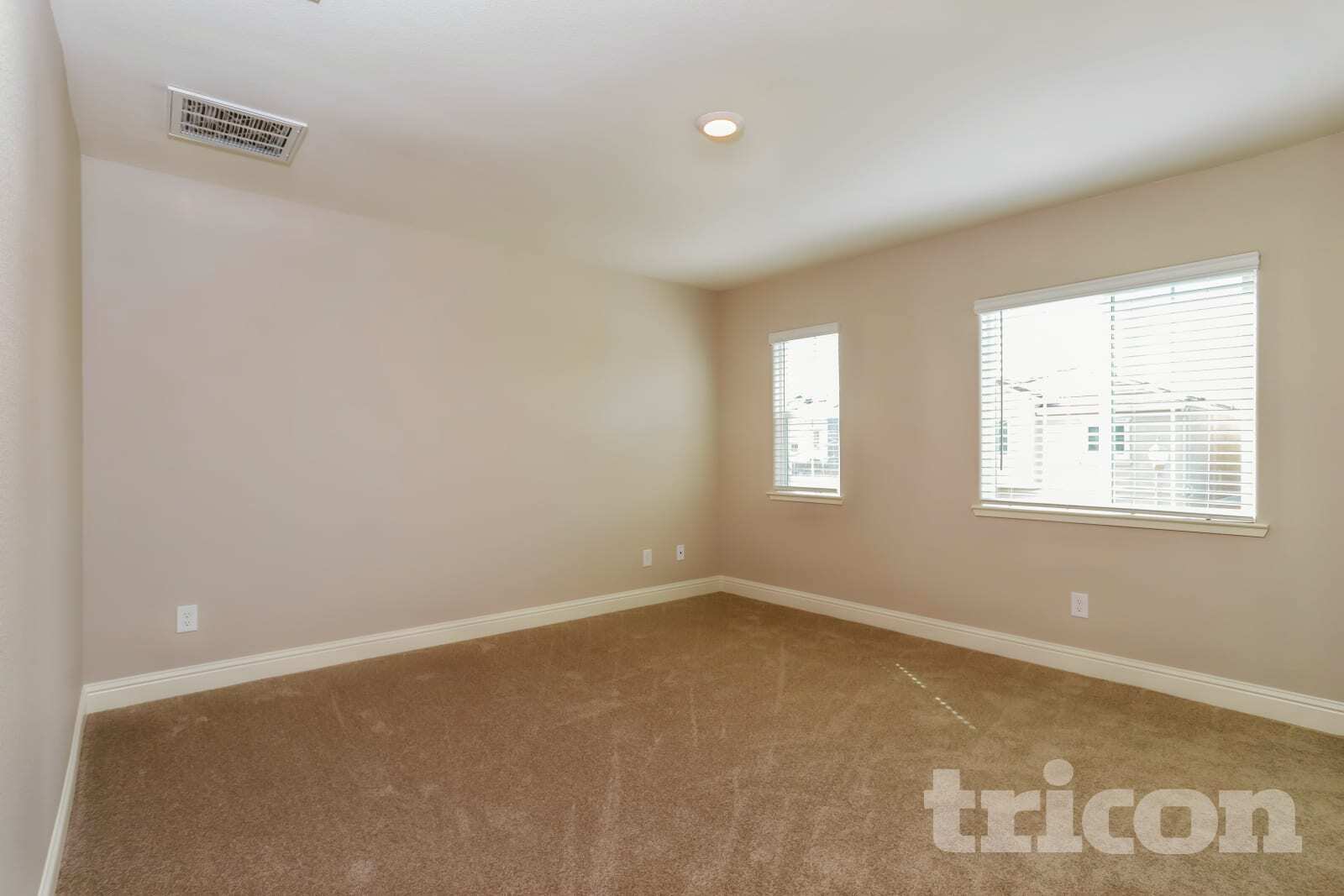 Building Photo - 2567 Gold Brk St