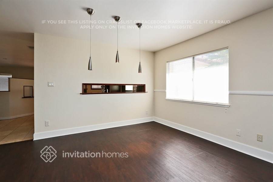 Building Photo - 1752 Willowbrook Ln