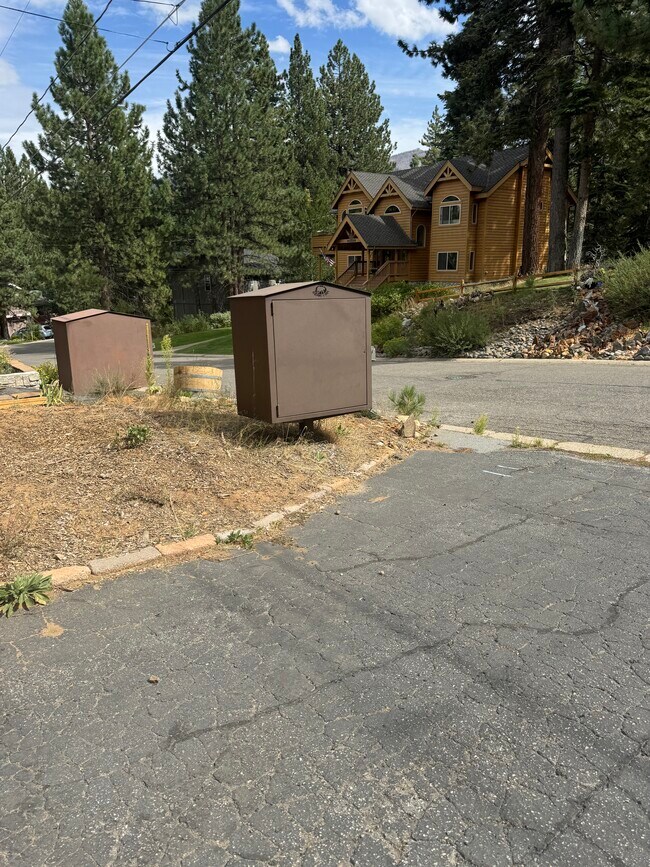 Building Photo - 1103 Sundown Trail