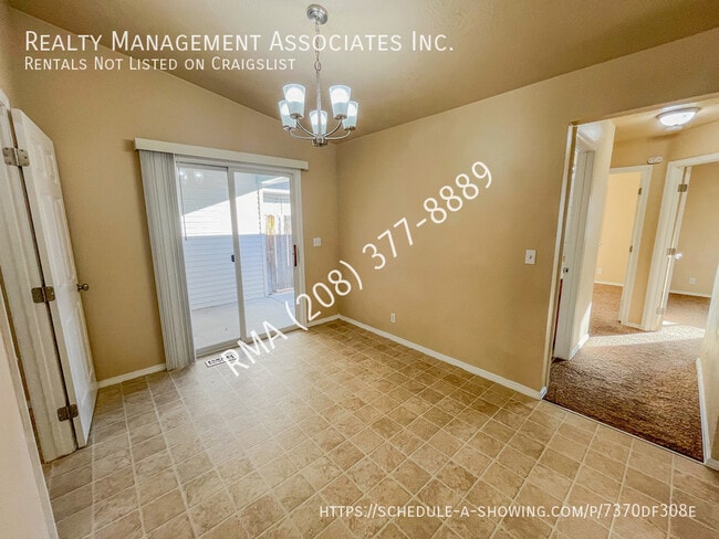 Building Photo - 9887 W Mesquite Ct