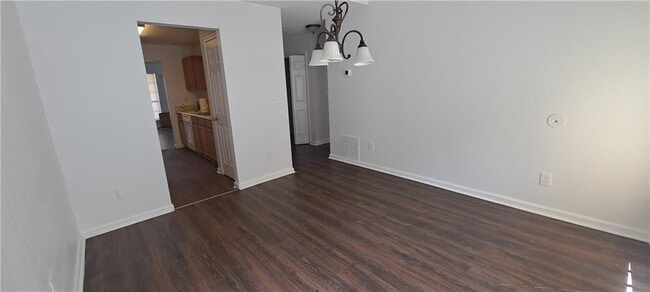Building Photo - 4520 Ravenwood Pl