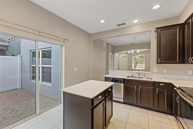 Building Photo - 506 Rainbow Springs Loop