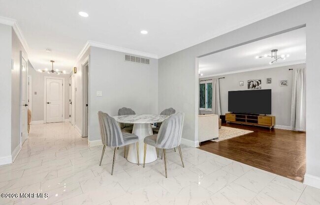 Building Photo - 28 Musket Ln